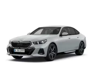Usata BMW 520 M Sport 197 CV (144 kW) 2023 Grigio Berlina