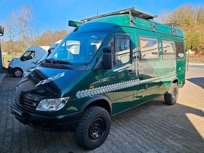 Grün Gebraucht 2002 Mercedes Sprinter Van | 45.000 €