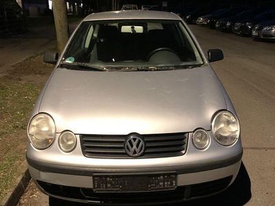 Usata VW Polo Basis 54 CV (39 kW) 2003 Argento Berlina