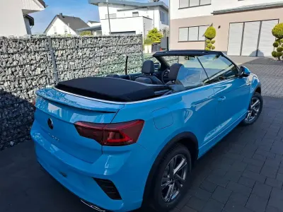 Gebraucht VW T-Roc Cabriolet R-line 150 PS (110 kW) 2025 Blau Cabrio