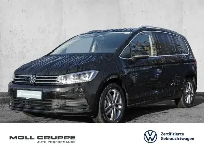 Neu VW Touran Comfortline 150 PS (110 kW) 2025 Grau Van / Kleinbus