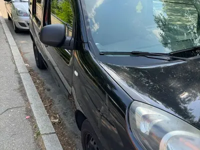 Gebraucht Renault Kangoo 110 PS (80 kW) 2018 Schwarz Van / Kleinbus