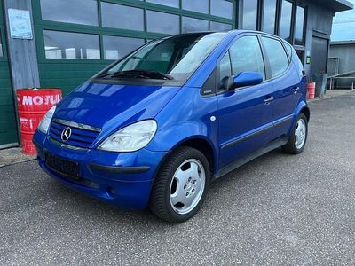 Blau Gebraucht 1999 Mercedes A140 Elegance Limousine | 3.990 €
