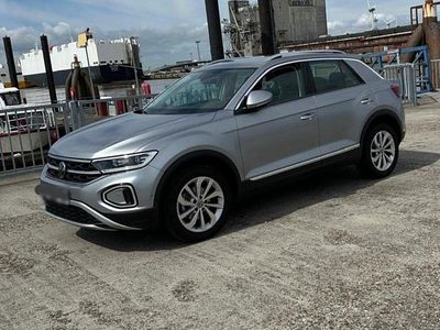 Gebraucht VW T-Roc Style 150 PS (110 kW) 2023 Grau SUV