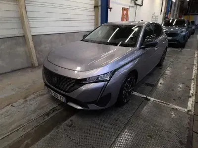 Gebraucht Peugeot 308 Allure 136 PS (100 kW) 2025 Andere Limousine