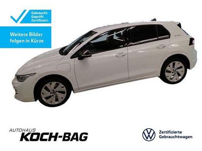 Pure white Gebraucht 2025 VW Golf Goal Limousine | 34.430 € (Etwas zu teuer)