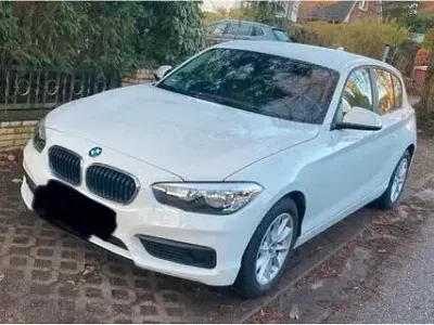 Gebraucht BMW 116 Advantage 109 PS (80 kW) 2015 Weiß Kleinwagen
