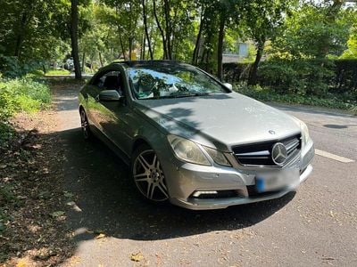 Usata Mercedes E350 292 CV (214 kW) 2008 Grigio Coupé