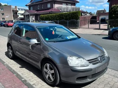 Używany VW Golf V 105 KM (77 kW) 2005 Szary Hatchback
