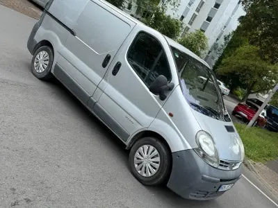 Gebraucht Nissan Primastar 105 PS (77 kW) 2005 Silber Van / Kleinbus