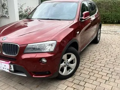 Gebraucht BMW X3 184 PS (135 kW) 2011 Rot SUV