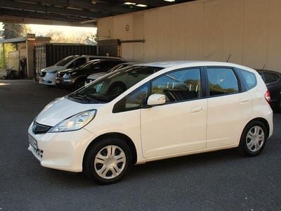 Second-hand Honda Jazz 99 CP (72 kW) 2013 Alb Hatchback