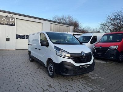 Gebraucht Renault Trafic 121 PS (88 kW) 2018 Weiß Van / Kleinbus