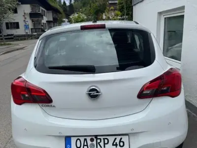 Gebraucht Opel Corsa Selection 69 PS (50 kW) 2018 Weiß Kleinwagen