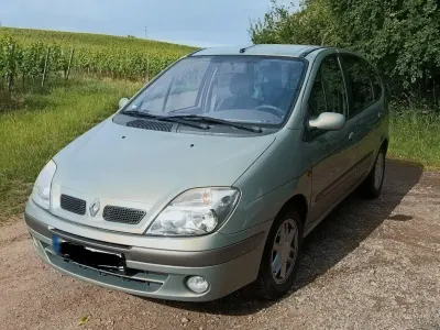 Gebraucht Renault Scénic Expression 107 PS (78 kW) 2002 Grün Van / Kleinbus