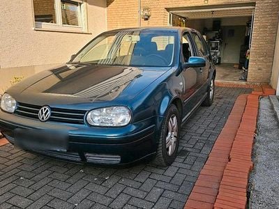 VW Golf IV