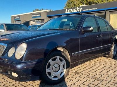 Mercedes E200