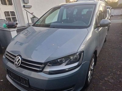 Second-hand VW Sharan Highline 177 CP (130 kW) 2011 Gri Monovolum