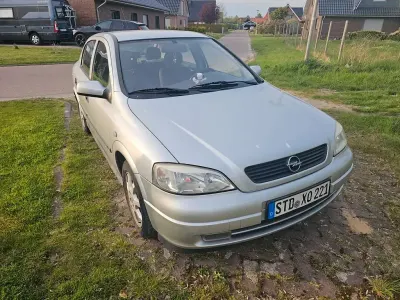 Usata Opel Astra 84 CV (61 kW) 2002 Argento Berlina
