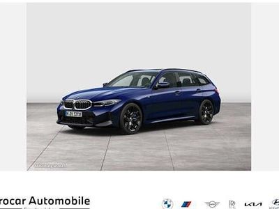Usata BMW 330e Comfort Edition 292 CV (214 kW) 2025 Blu Station wagon