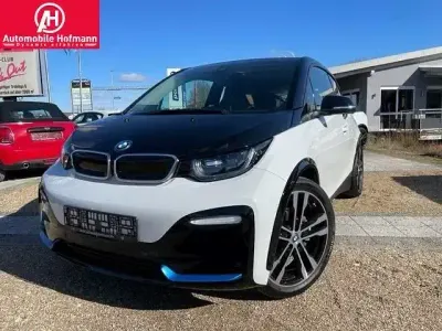 Begagnad BMW i3 Performance 135 kW (184 HK) 2019 Vit Halvkombi