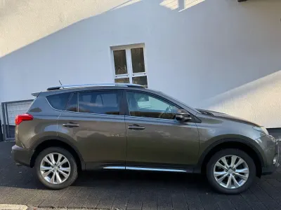 Gebraucht Toyota RAV4 150 PS (110 kW) 2014 Grau SUV