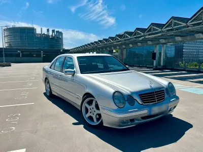 Second-hand Mercedes E270 170 CP (125 kW) 2001 Berlinǎ