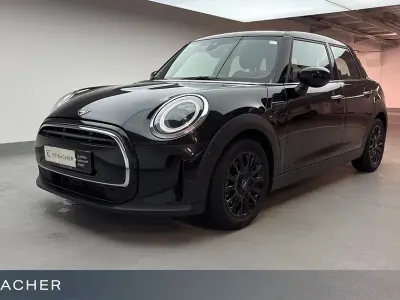 Gebraucht Mini Cooper Classic 136 PS (100 kW) 2023 Schwarz Kleinwagen