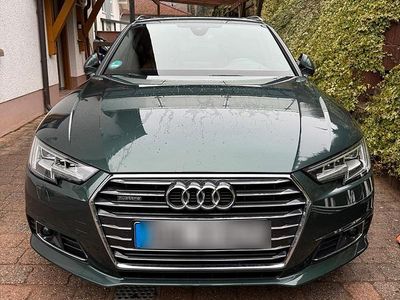 Grün Gebraucht 2016 Audi A4 Design Kombi | 22.900 € (Teuer)