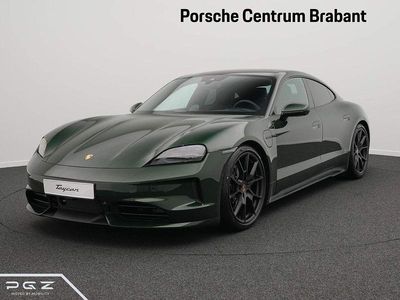 Second-hand Porsche Taycan 300 kW (408 CP) 2026 Verde Berlinǎ