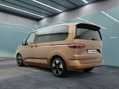 Gebraucht VW Multivan Life 204 PS (150 kW) 2023 Gold Van / Kleinbus
