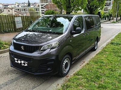 Gebraucht Peugeot Expert 180 PS (132 kW) 2022 Braun Van