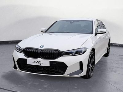 Gebraucht BMW 330e M Sport 292 PS (214 kW) 2025 Weiß Limousine