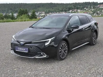 Gebraucht Toyota Corolla Team 140 PS (102 kW) 2025 Mysticschwarz mica Kombi