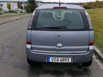 Gebraucht Opel Meriva 90 PS (66 kW) 2008 Grün Van / Kleinbus