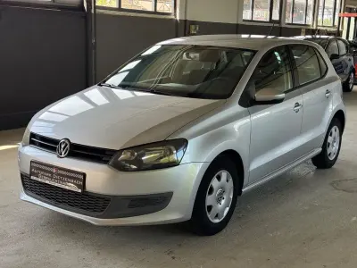 Käytetty VW Polo Trendline 75 HP (55 kW) 2009 Hopea Viistoperä
