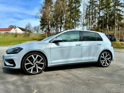 Gebraucht VW Golf VII Highline 150 PS (110 kW) 2018 Weiß Limousine
