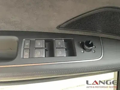 Gebraucht Audi S8 Comfort 571 PS (419 kW) 2020 Schwarz Limousine