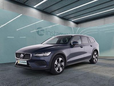 Usata Volvo V60 CC Plus 197 CV (144 kW) 2023 Blu Station wagon