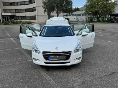 Gebraucht Peugeot 508 Allure 156 PS (114 kW) 2013 Limousine