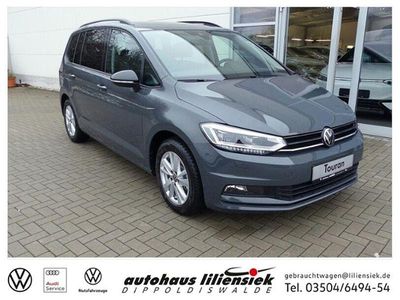 Gebraucht VW Touran Highline 150 PS (110 kW) 2024 Grau Van / Kleinbus
