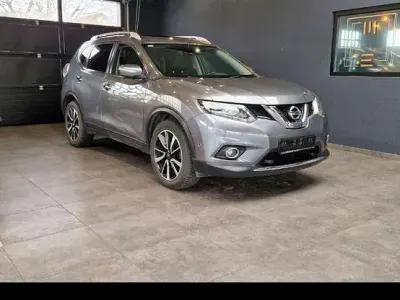 Gebraucht Nissan X-Trail Tekna 131 PS (96 kW) 2016 Grau SUV