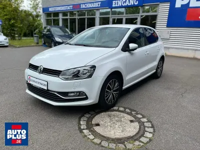 Usata VW Polo Allstar 60 CV (44 kW) 2016 Bianco Utilitaria