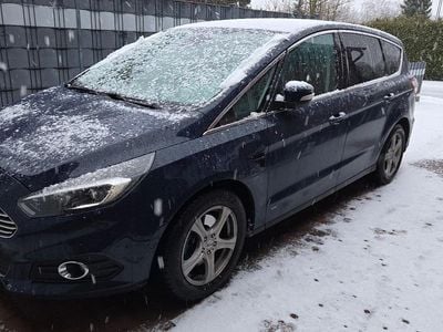 Gebraucht Ford S-MAX Titanium 180 PS (132 kW) 2017 Blau Van / Kleinbus