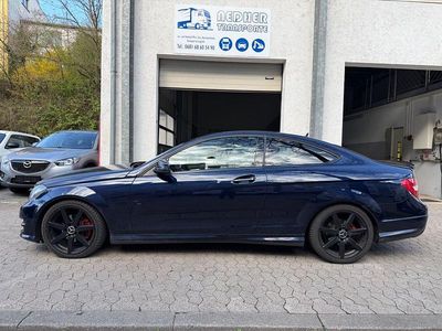 Gebraucht Mercedes C180 AMG 156 PS (114 kW) 2013 Blau Coupé