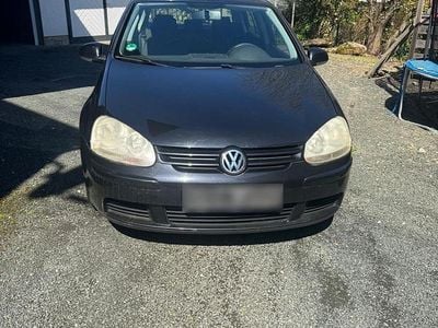 Gebraucht VW Golf V 102 PS (75 kW) 2005 Schwarz Kleinwagen