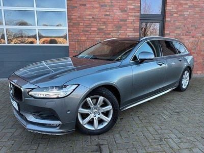 Grau Gebraucht 2017 Volvo V90 Momentum Kombi | 11.450 € (Teuer)