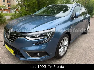 Gebraucht Renault Mégane GrandTour Intens 132 PS (97 kW) 2017 Blau Kombi
