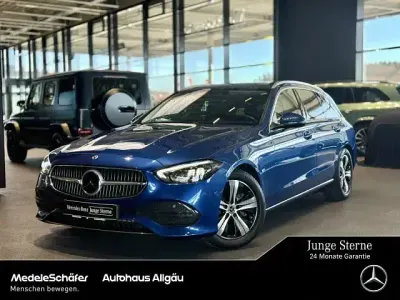 Gebraucht Mercedes C200 Avantgarde 204 PS (150 kW) 2023 Lack spektralblau Kombi