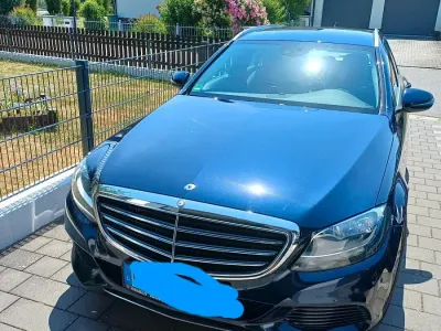Gebraucht Mercedes C220 170 PS (125 kW) 2016 Blau Kombi